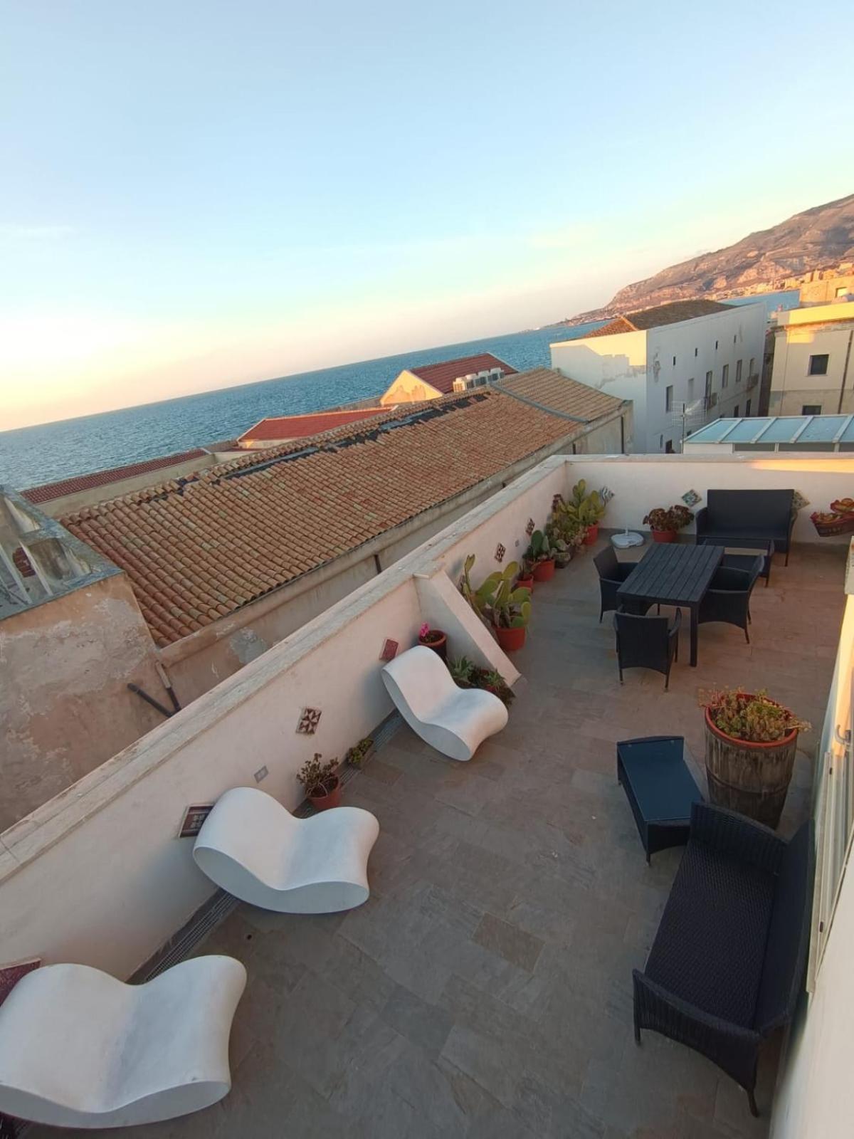 Boutique Rooms And Breakfast Granveliero Trapani Luaran gambar